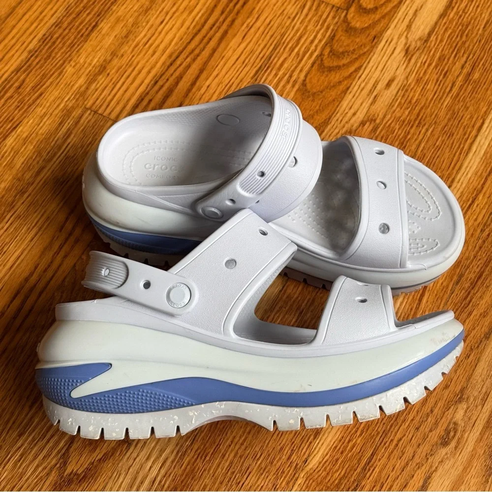 Mega crush platform Crocs sandals in blue size women 9 - Picture 2 of 9